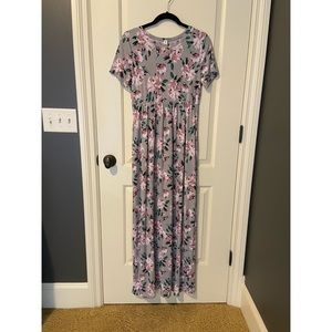 Short sleeve maxi dress